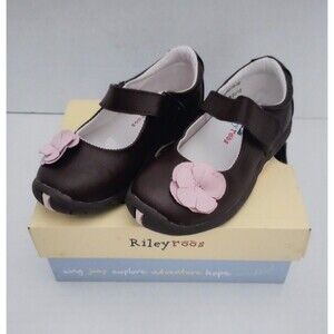 NEW Rileyroos Brown Slip On MaryJane Style FIONA Shoes sz 9.5 LilGirls